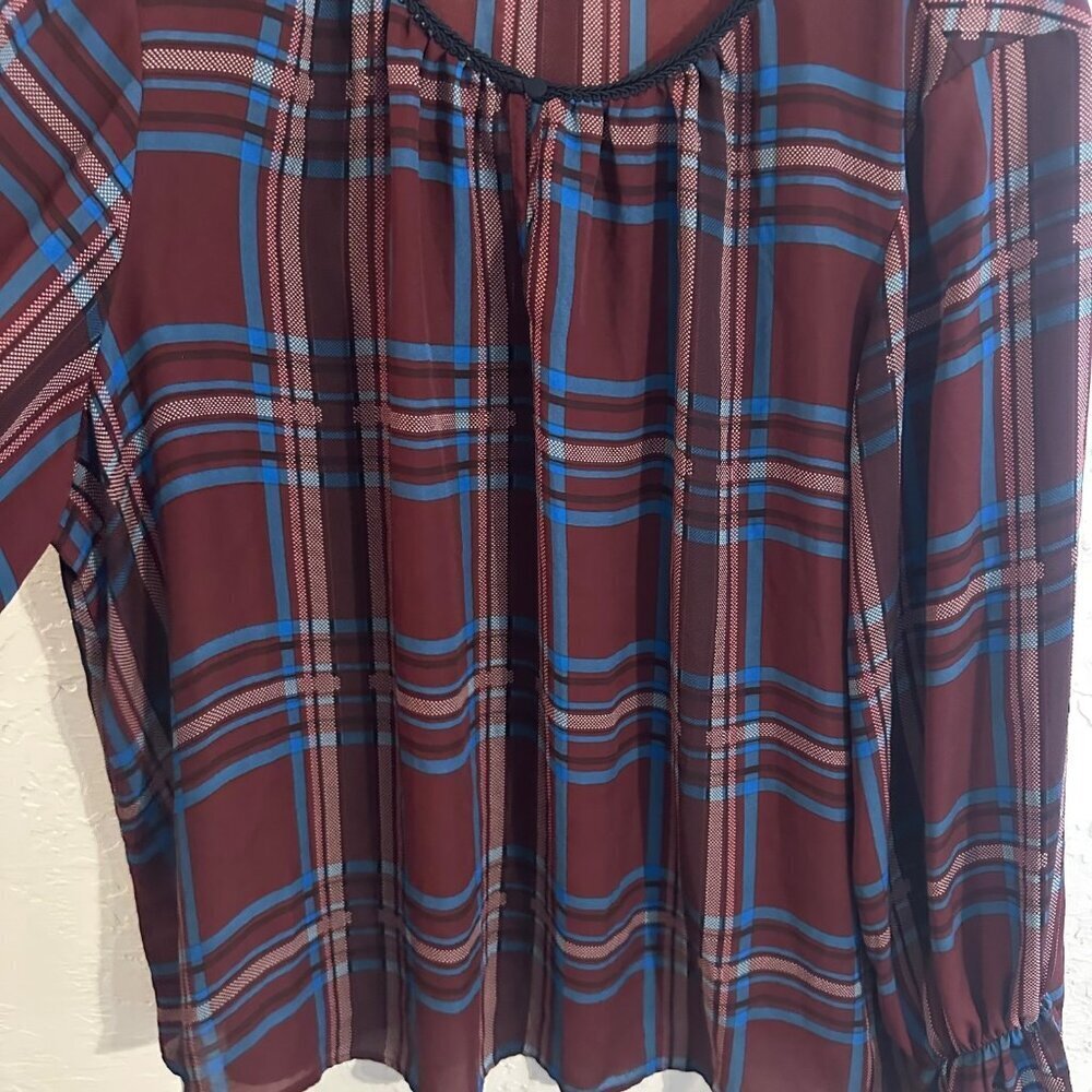 Y Zac & Rachel Plus Size Plaid Bell Sleeved Blouse - Picture 5 of 11